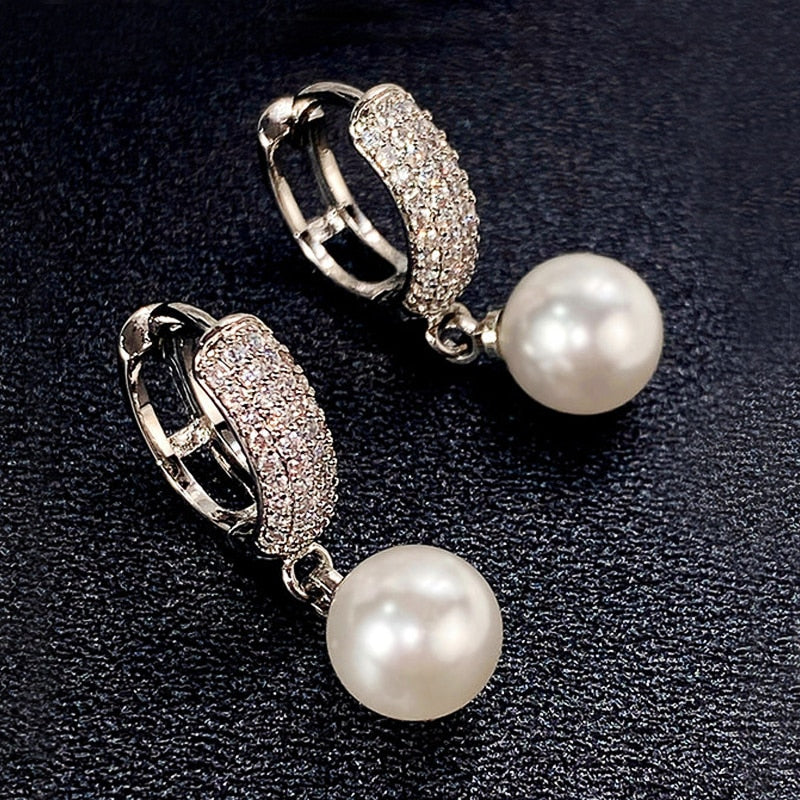 Pearl Dangle